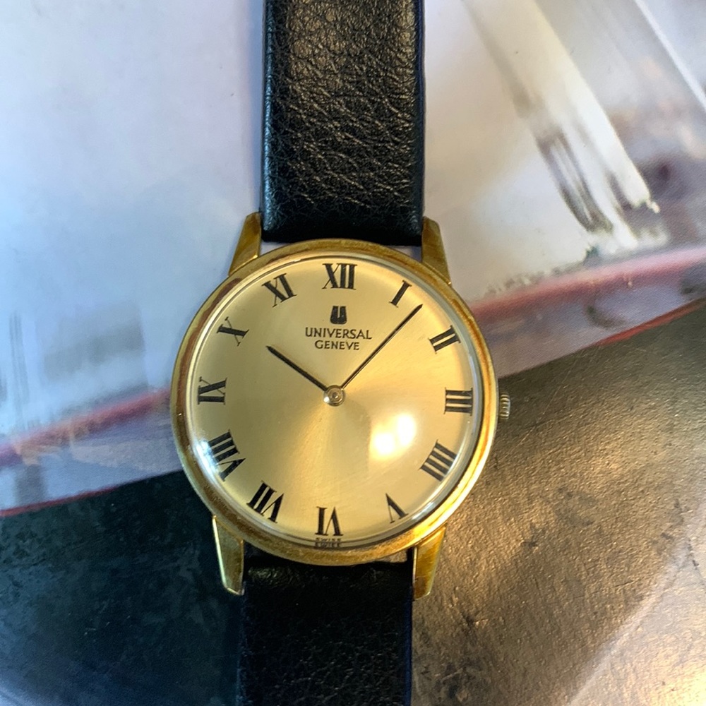 Universal Geneve ultra slim